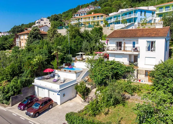 Apartmani Hrvatin
