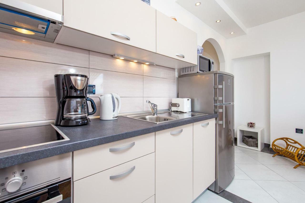 Apartmani Hrvatin