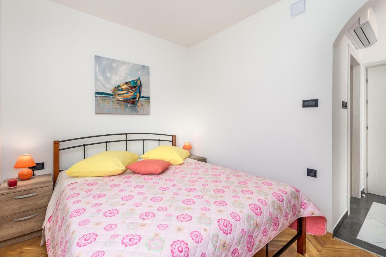 Apartmani Hrvatin Apartment *